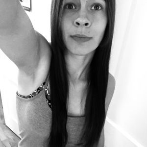 Meet your Posher, Alisha